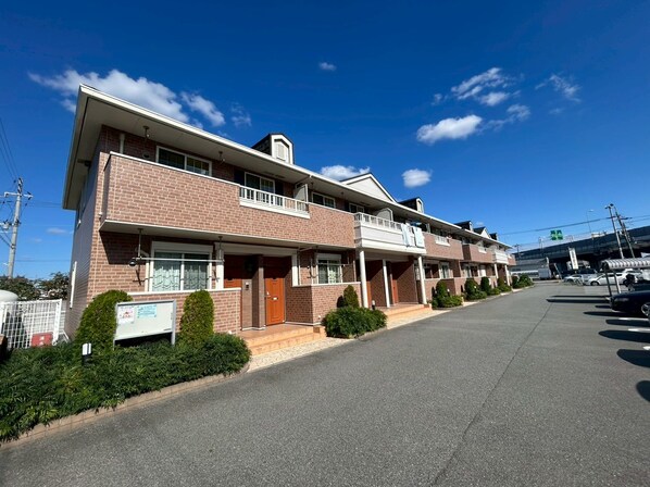 アウローラ玉手Ⅱ Aの物件外観写真